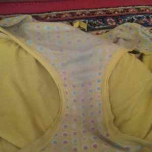 کسی میخواد در مورد مامانم بحریم بیاد پی وی شماره بده بریم تلگرام