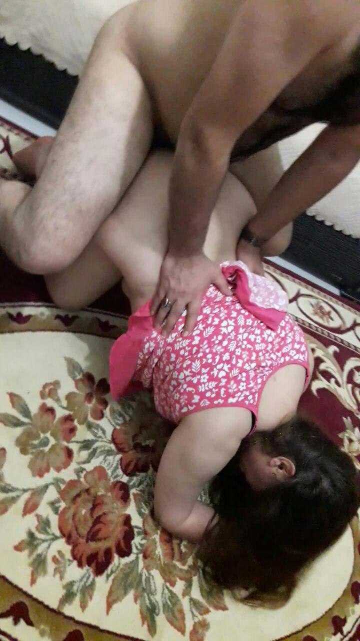 بازم حاجی و زن صیغه ای