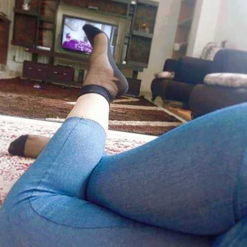 بانو آتنا وارد می شود
