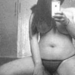 any one nows her