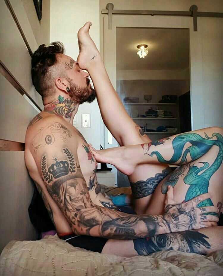 i love footfetish 🤤👅