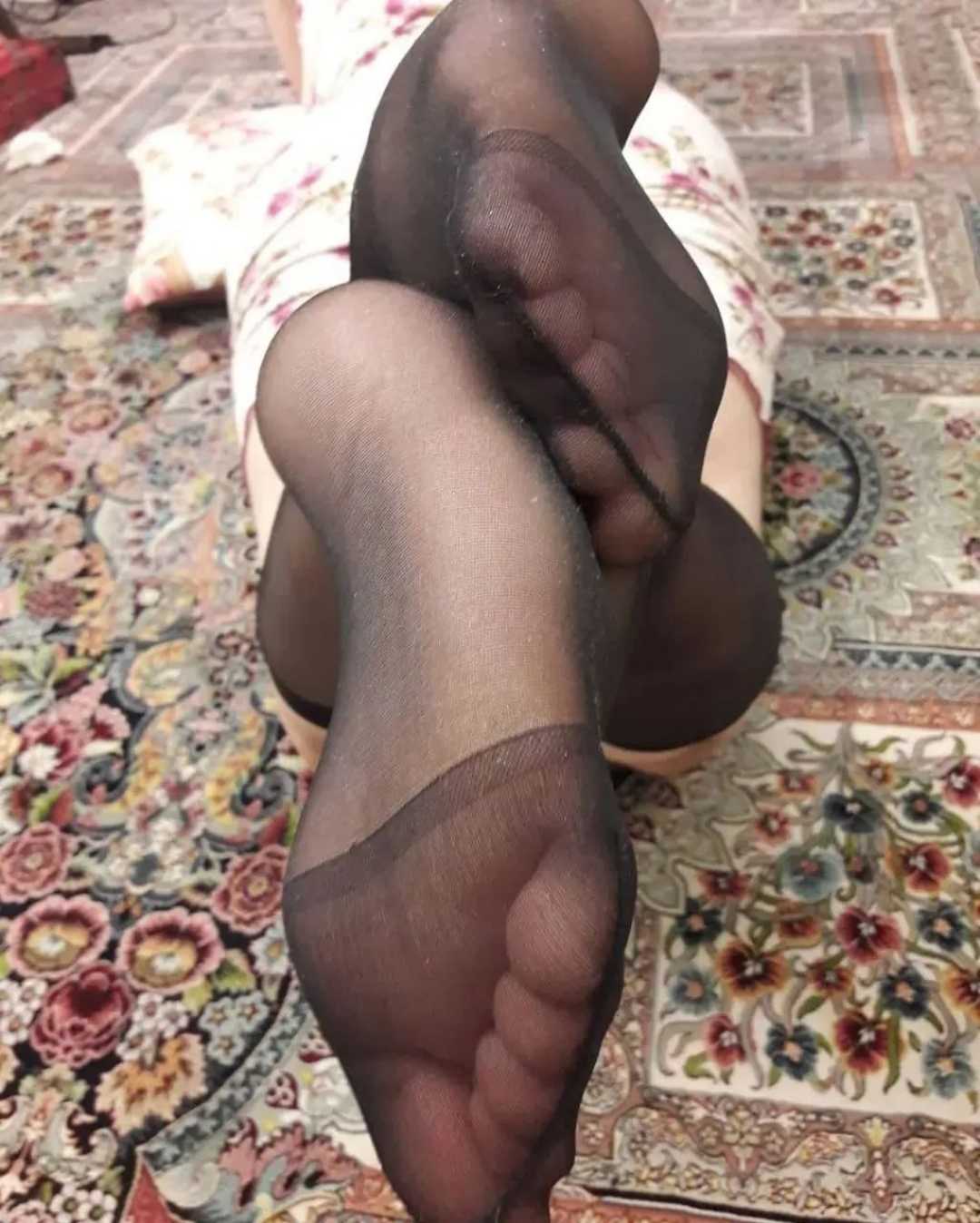 وقتی دوستت خیلی حشری بشه و دستش بهت نرسه