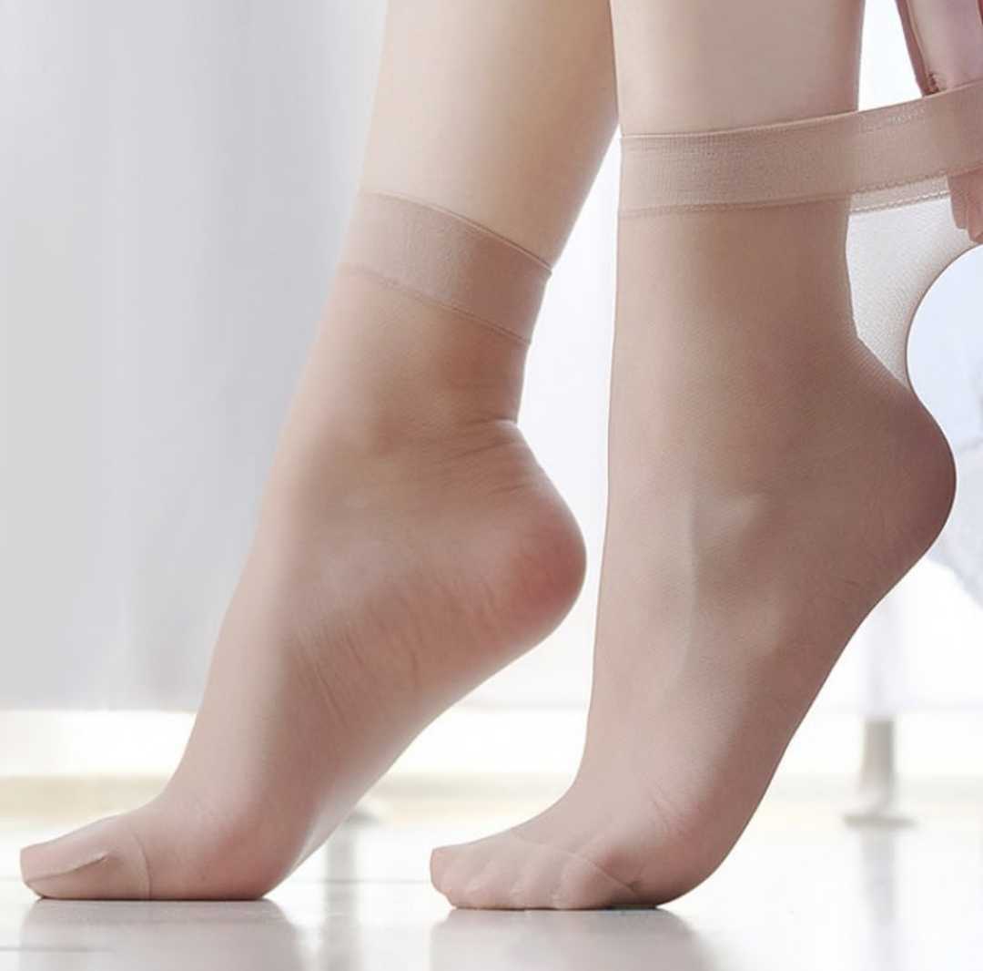 اووووووووووووف <br> <br>یعنی اگه پاهام به دهنم میرسید روزی چند بار لیس میزدم پاهامو