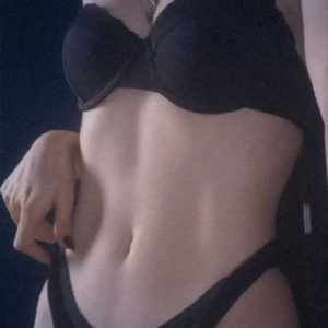 به اینستام یه سر بزنید <br>atefeh_golzar1