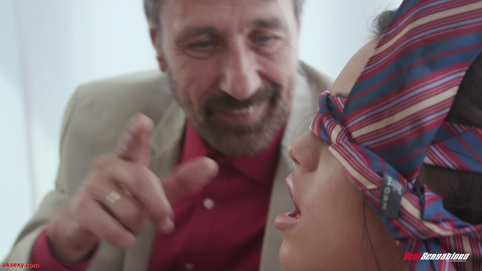 Alina Lopez و فاکر کهنه کار