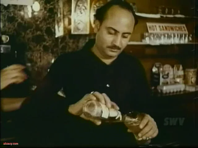 The.Sexpert 1972

یک فیلم کمدی سکسی کلاسیک 
