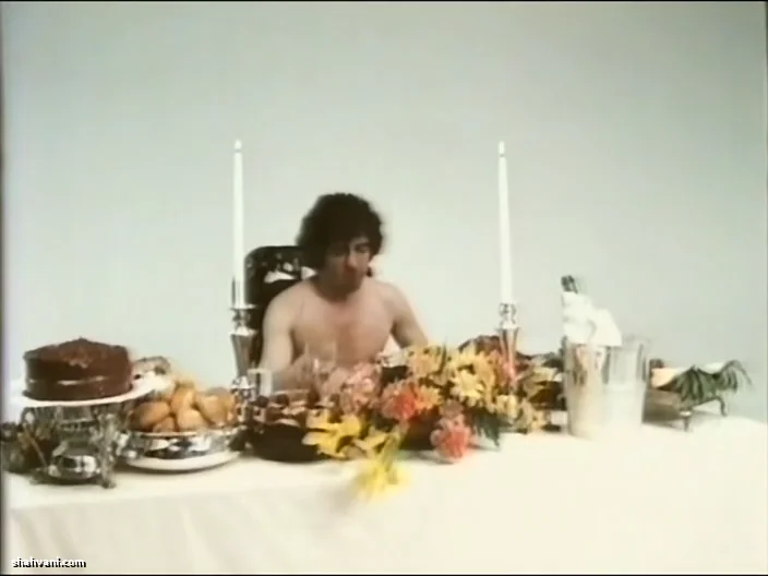 از فیلم پورن کلاسیک: به عشق لذت ۱۹۷۹

For the Love of Pleasure 1979
