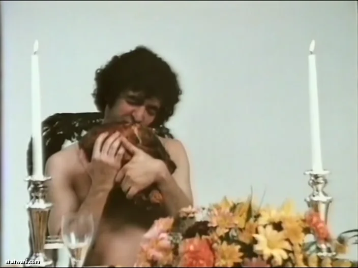 از فیلم پورن کلاسیک: به عشق لذت ۱۹۷۹

For the Love of Pleasure 1979