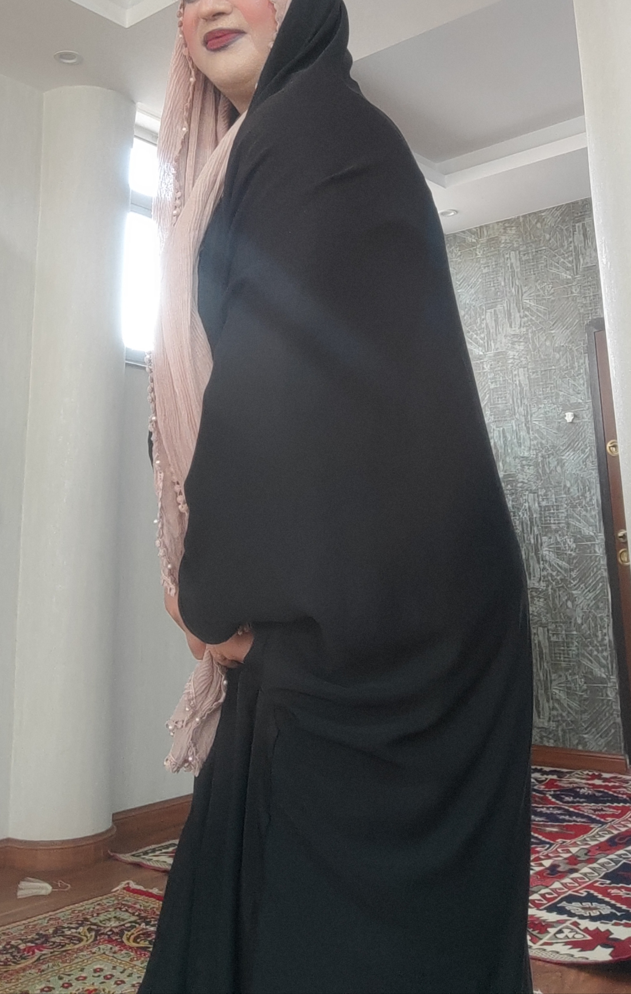 فانتزی عروس شدن زنپوش چادری تبریزی و کون دادن به شوهر کیر کلفت مثل یه زن + عکسام.

فانتزیم هست عروس بشم زنپوش چادری تبریزی و کون دادن به شوهر کیر کلفت مثل یه زن رو تجربه کنم و لذت ببرم